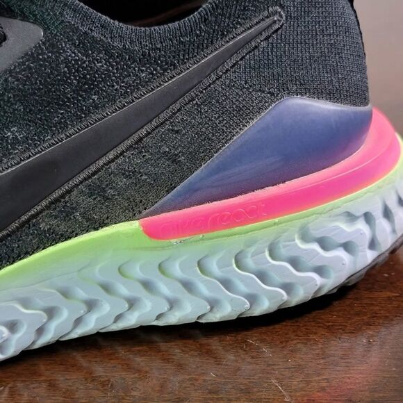 Nike Epic React Flyknit 2 Men\'s Running Shoes Size 10 Black White Gray Comfort main image 11